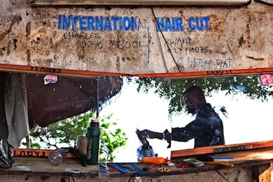 Andrew Esiebo, Nuances, Accra No.7 (2012).